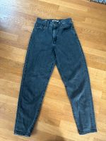 Levis Jeans Größe W25 L29 High Loose Taper grau Bayern - Sailauf Vorschau