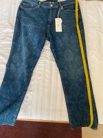 s.Oliver Jeans, Neu Paisley Muster, Versand inklusive, Größe 42 Niedersachsen - Hohnstorf (Elbe) Vorschau