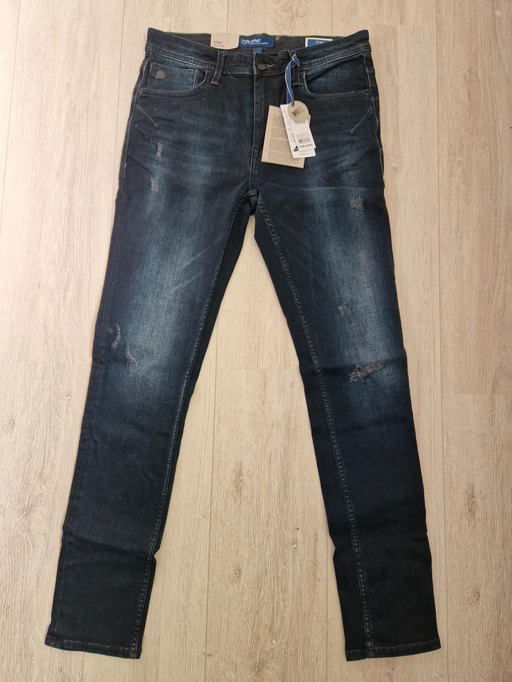 Jeans, neu mit Etikett, BLEND, Größe  31/32 in Kamp-Lintfort