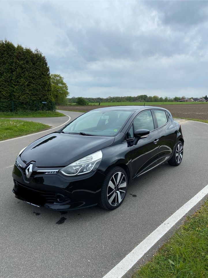 Renault clio 1.5 dci ECO in Bedburg-Hau
