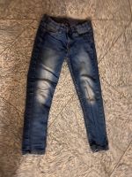 Jeans Gr. 122, Jungen *super Zustand* Nordrhein-Westfalen - Finnentrop Vorschau