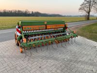 Amazone D8-30 Drillmaschine Sämaschine Niedersachsen - Wagenfeld Vorschau