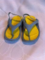 Crocs Flip Flops Badeschuhe Gr. 22/23/24 bzw C6/C7 mit Riemen Hessen - Birstein Vorschau