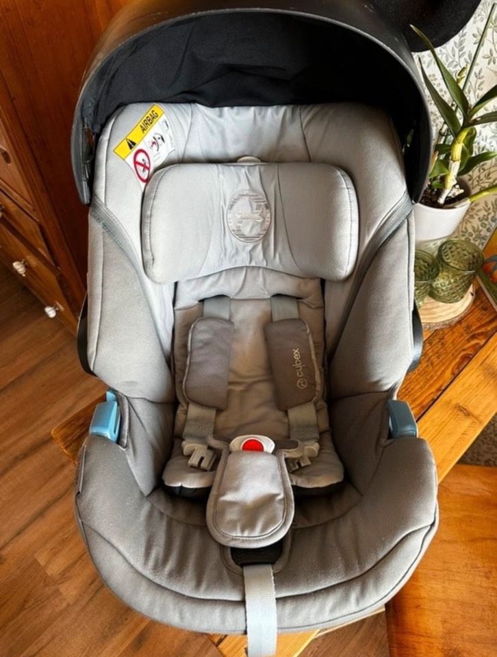 Cybex Aton Gold Babyschale - Maxi-Cosi - in grau in Leipzig