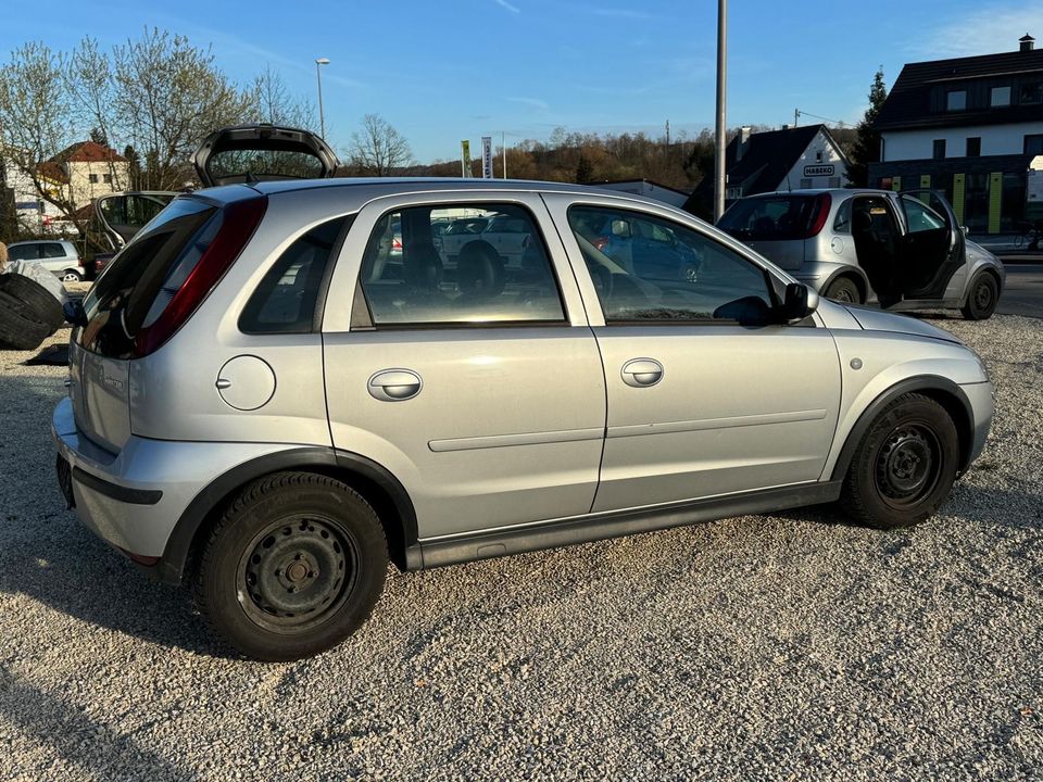 Opel corsa c 1.0 in Großbottwar