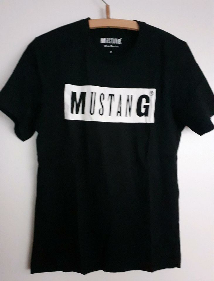 Neuwertig * TShirt von Mustang Gr. S in Rostock