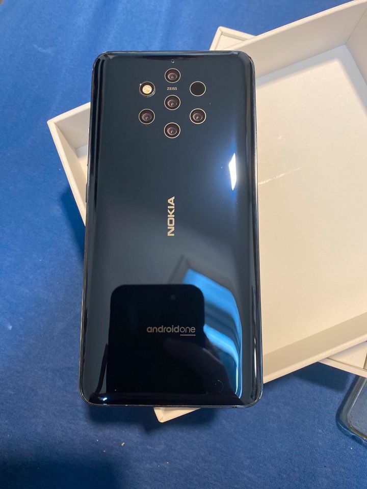 Nokia 9 pureview in Unterensingen