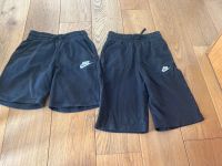 Nike Shorts Bermudas schwarz 146/152 Nordrhein-Westfalen - Bergisch Gladbach Vorschau