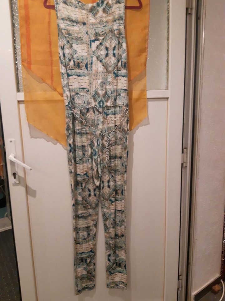 Jumpsuit bunt in Weißenthurm  