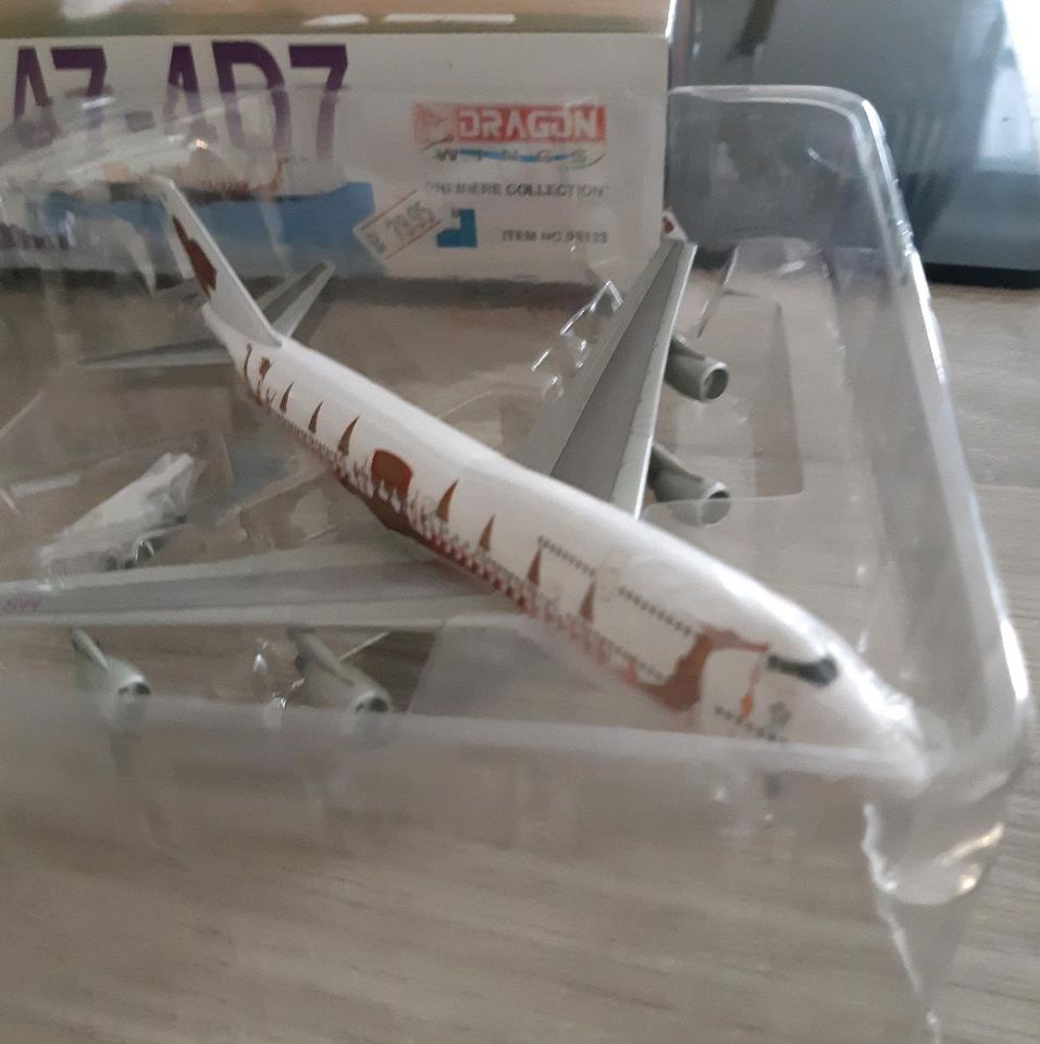 Flugzeugmodell Dragon Wings B747-4D7 Thai 1:400 in Hagen