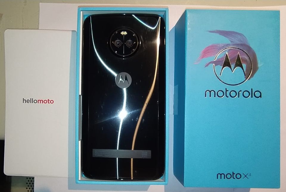 Motorola Moto X4 32 GB Negro Dual SIM XT1900 in Köln