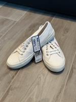 Damen Sneaker Größe 40 NEU ungetragen Mecklenburg-Vorpommern - Sagard Vorschau