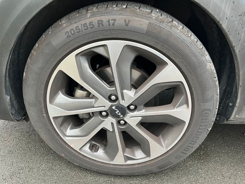 Continental Sommerreifen 205/55 R17 V Neuwertig TOP!!! in Lippstadt