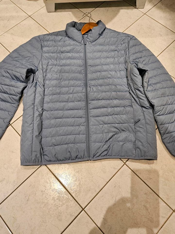 Steppjacke Gr. 3XL blaugrau. in Magdeburg