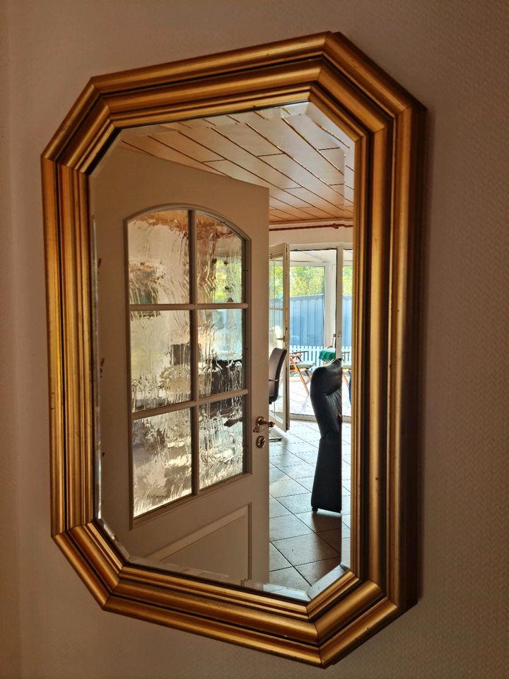 Antiker Spiegel in Axstedt