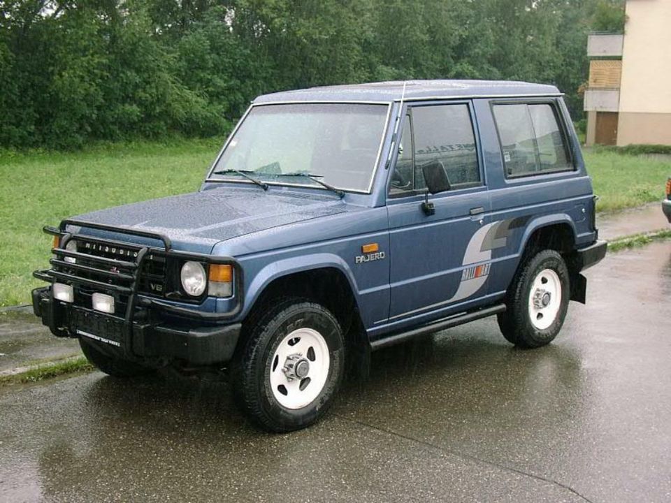 Diverse Teile für Mitsubishi Pajero 1 L040 Baujahre 1984 - 1991 in Nürtingen