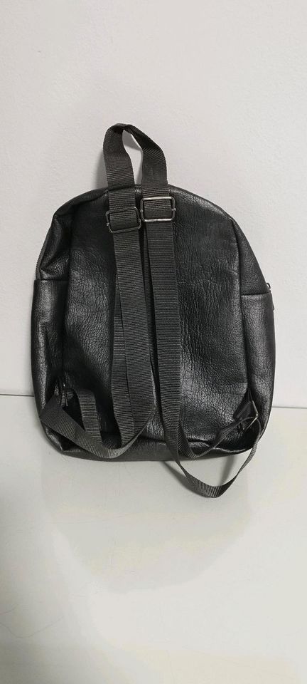 Damen Rucksack neu in Hamburg