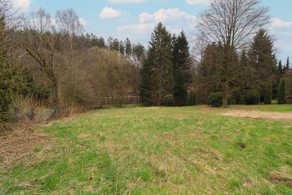 Zögern Sie nicht: Grundstück in grüner Lage von Holzminden in Holzminden