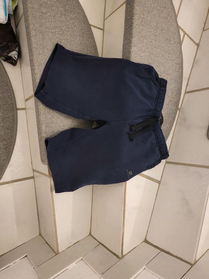 8 x Jungen Shorts 134 140 in Neunkirchen