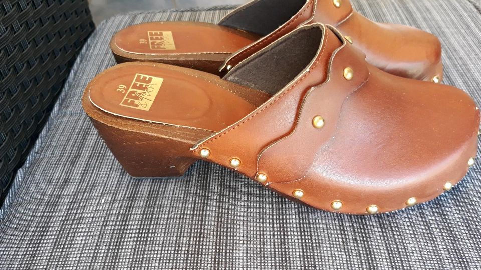 TOP ❤ FREE & FUN Clogs, LEDER Pantoletten RETRO VINTAGE Gr 39 in Übach-Palenberg