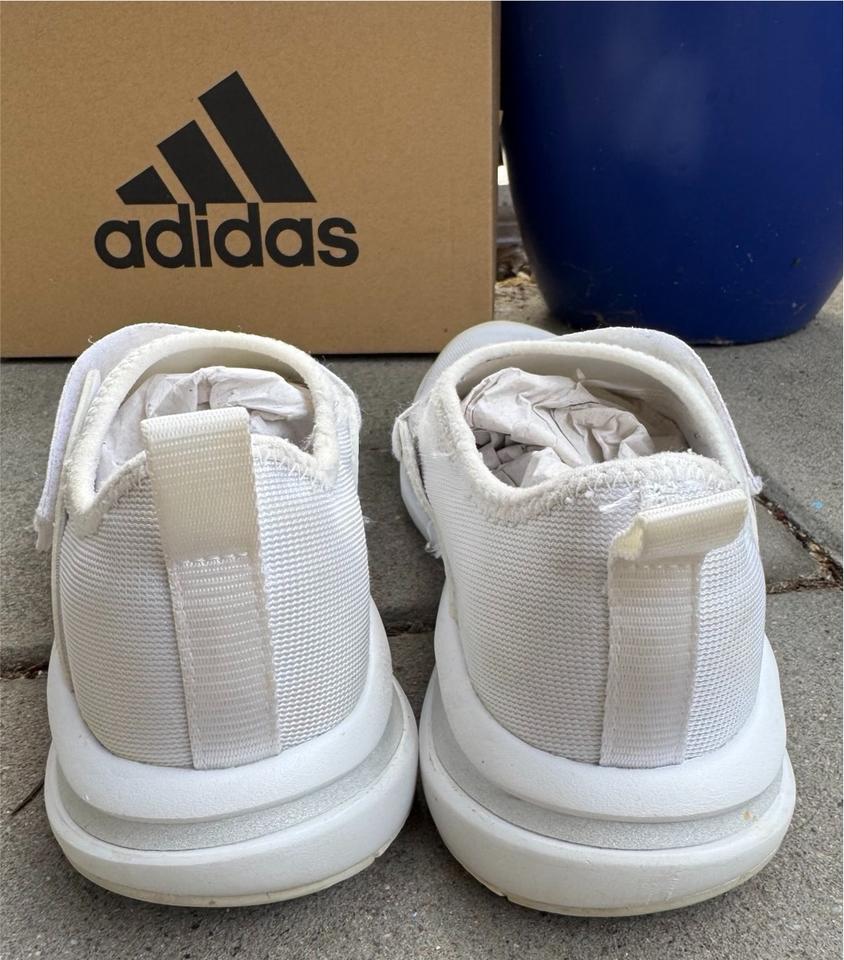 Adidas Schuhe Sneaker FortaRun Gr. 37 1 /3, 37 weiß in Frankfurt am Main