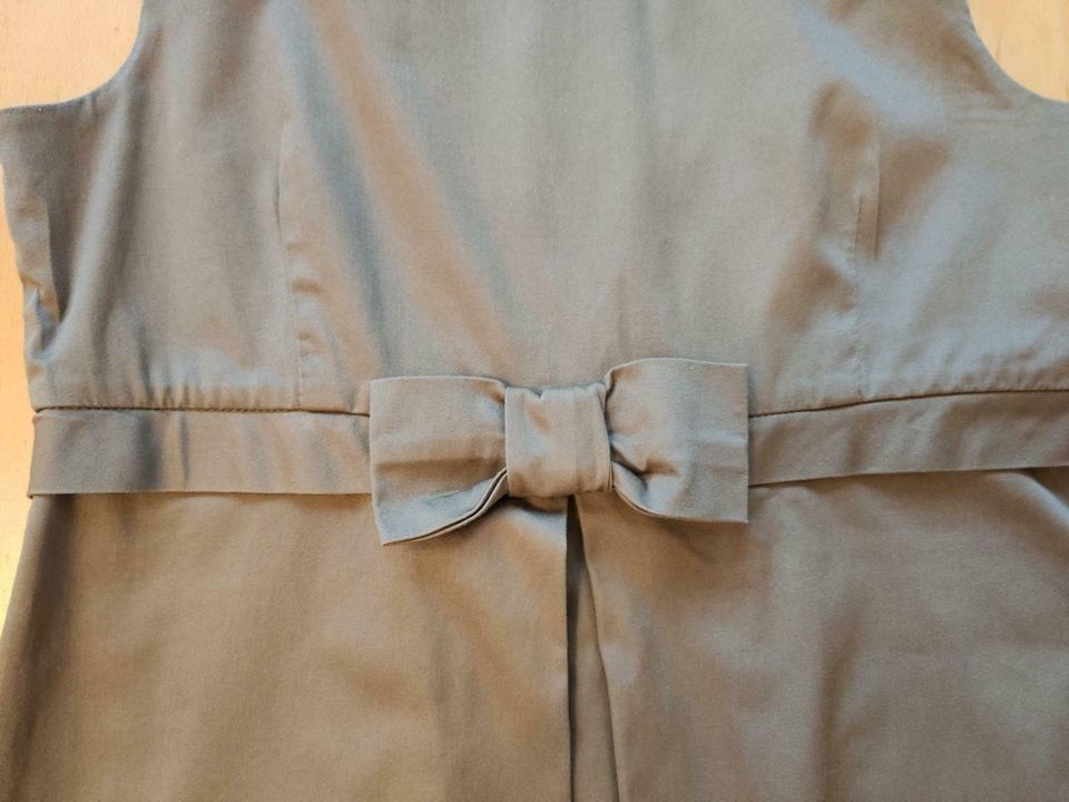 Kleid von Rinascimento taupe Gr. 36/38 in Bühl