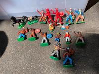 Cowboy Indianer Figuren Spielzeug Vintage selten DDR Berlin - Steglitz Vorschau