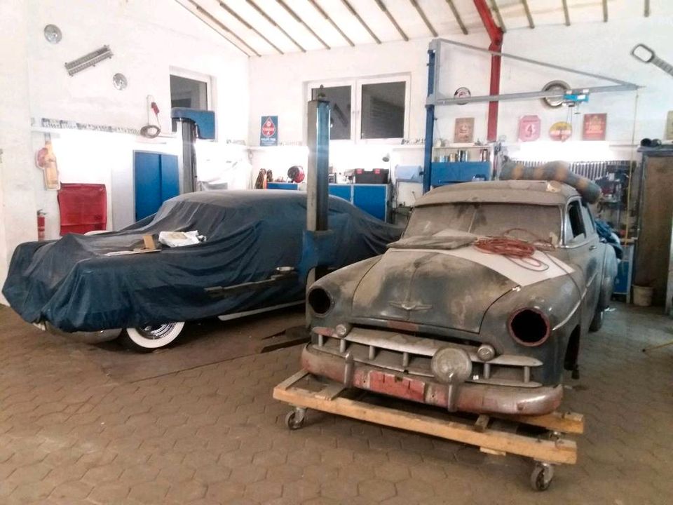 2x 1949 Chevrolet / Convertieble & Sedan & Ersatzteile in Plettenberg