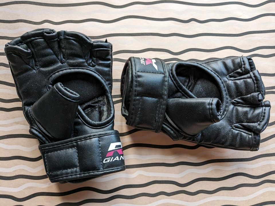 Kinder Krav Maga Kickbox / Box Handschuhe Kampfsport in Neunkirchen