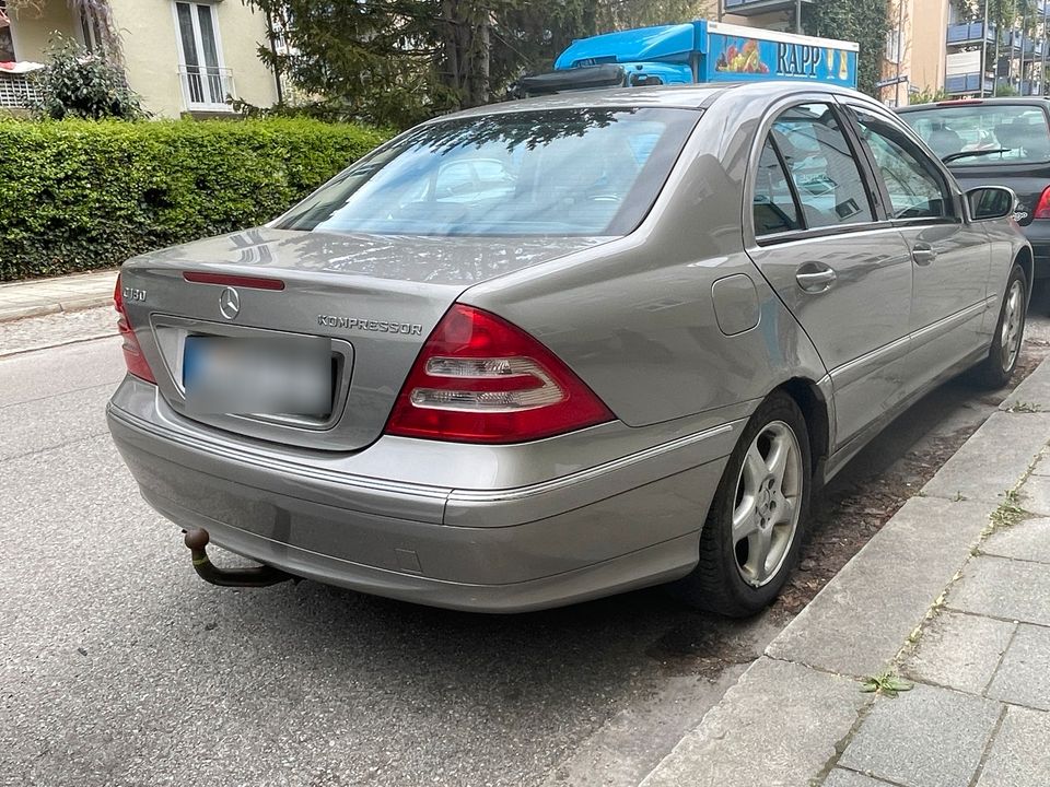 Mercedes c180 Kompressor w203 Sommer- und Winterreifen gepflegt in München