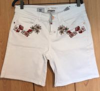 Street One Kate Shorts Jeansshorts W 29 mit Blumen,Top Zustand Niedersachsen - Göttingen Vorschau