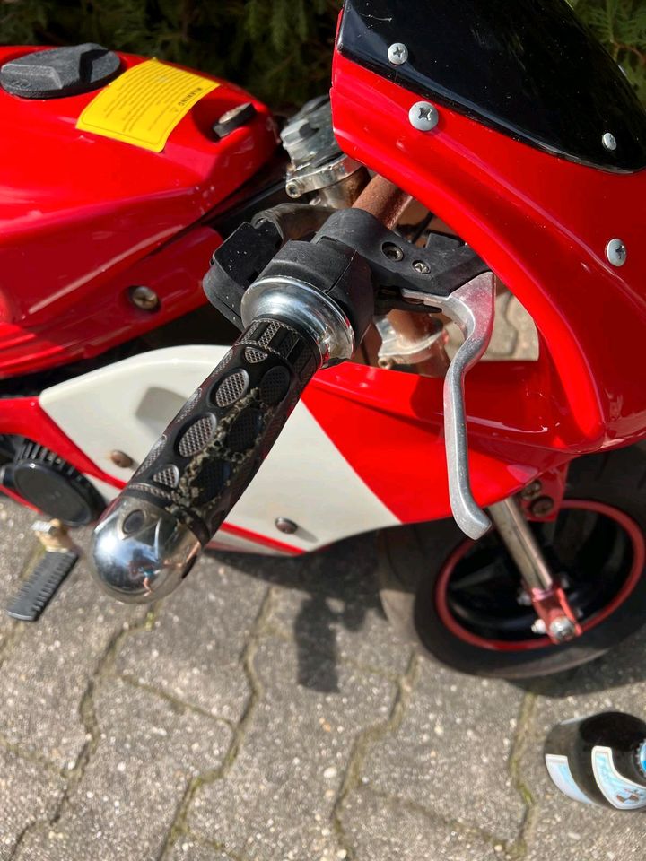 Pocket Bike/  Rot/ Motor in Regensburg