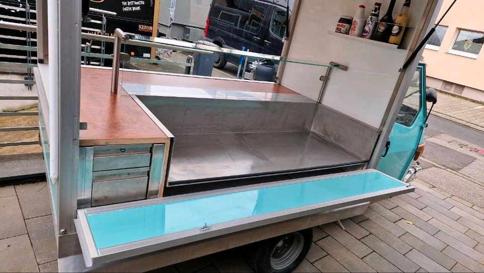 Mieten Mobile Kaffeebar, Piaggio Ape Slusheis Imbiss Churros in Niederkassel