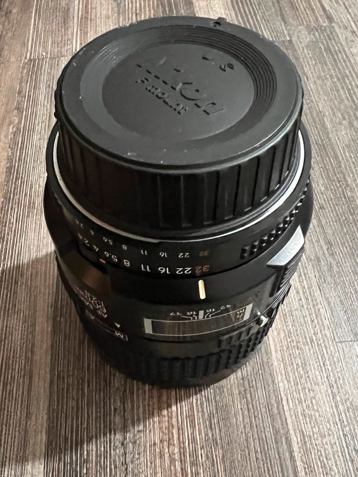 Nikon AF Micro-Nikkor 60mm f/2.8 Makro Objektiv in Hamburg