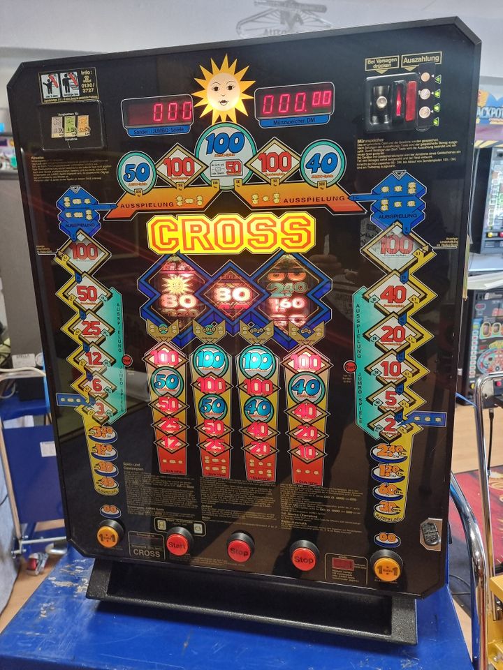 Spielautomat / Geldspielautomat Cross von Merkur €€€ in Schönaich