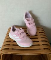 Adidas Gr. 32 Turnschuhe Hallenschuhe Mädchen- Top Zustand Hessen - Söhrewald Vorschau