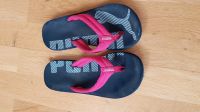 Puma Flip Flops blau pink Gr. 30/31 Frankfurt am Main - Eschersheim Vorschau