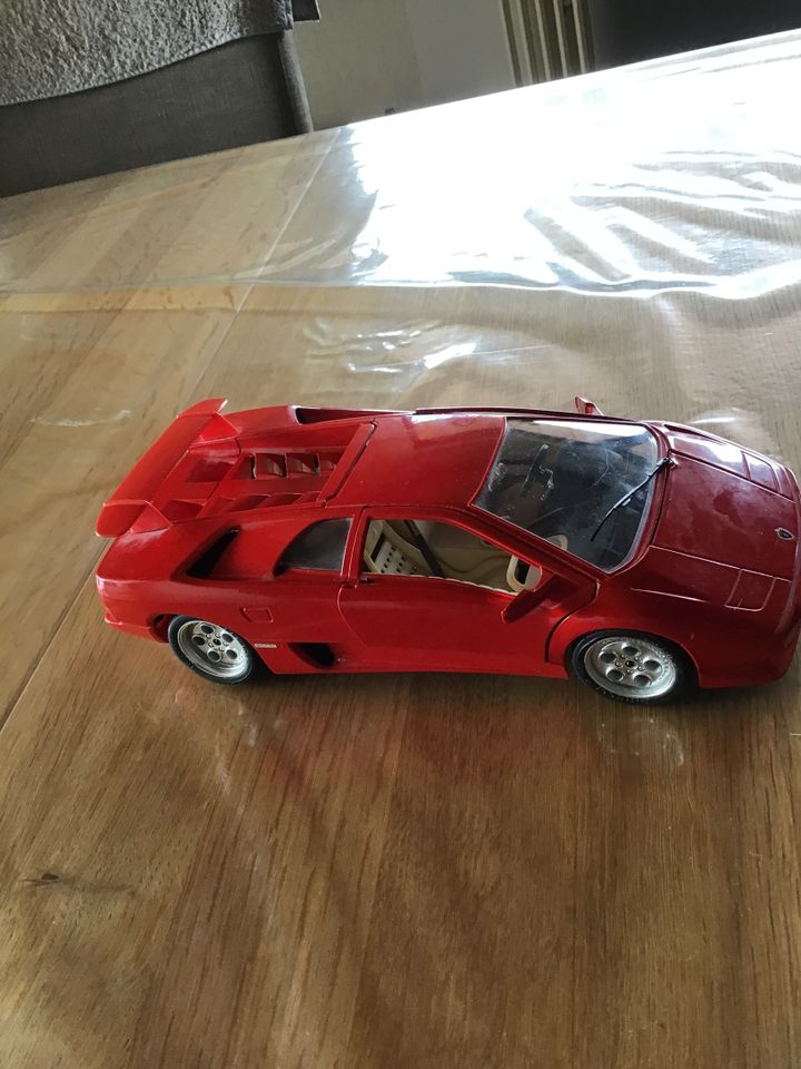 Modellautos Lamborghini Diablo 1990 1:18 in Winnenden