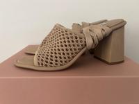 MIU MIU – Römersandalen aus Makramee in Beige, Gr. 40; NEU Hamburg-Nord - Hamburg Groß Borstel Vorschau