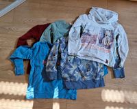 Gr 98/104 SET fünf Pullover LIEF! Sturdy u.a. Niedersachsen - Schüttorf Vorschau