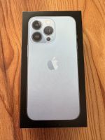Verpackung iPhone 13 Pro mit unbenutztem Ladekabel Nordrhein-Westfalen - Wesseling Vorschau