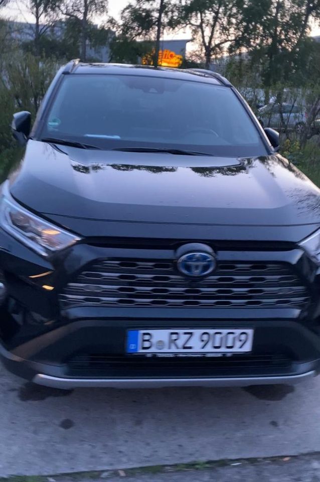 GESTOHLEN Toyota RAV4 in Berlin Lichtenberg ❌FINDERLOHN 2000€ ❌ in Berlin