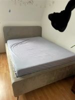 Gut erhaltenes Bett zu verkaufen. Berlin - Charlottenburg Vorschau