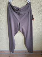 H&M Sportleggings Hose Leggings Active wear gr M neu Schleswig-Holstein - Lütjensee Vorschau