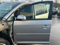 VW Touran 1T Highline Türe Links Vorne Silber LA7W Chrompaket Baden-Württemberg - Göppingen Vorschau