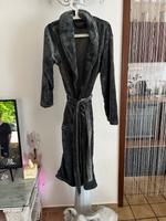 Flauschiger Bademantel Morgenmantel Anthrazit Gr. L/XL Neu Hessen - Lollar Vorschau
