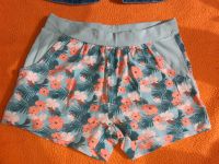 Kurze Hose Shorts name it Gr. 98 Blumen Bayern - Vohburg an der Donau Vorschau