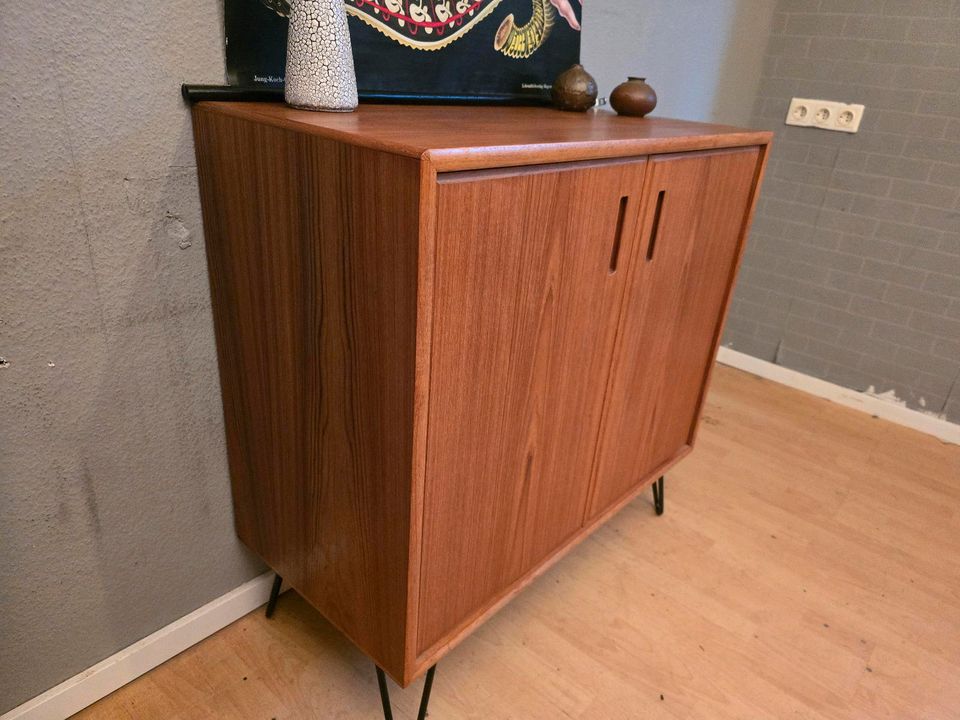 Teak Sideboard Kommode 70er Vintage Danish Design Mid Century in Hürth