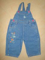 süße Jeanslatzhose Latzhose Jeans Gr. 68 blau mit Stickerei TOP ! Thüringen - Weinbergen Vorschau