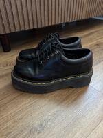 8053 Quad Glattleder Plateauschuhe Dr. Martens Dresden - Pieschen Vorschau